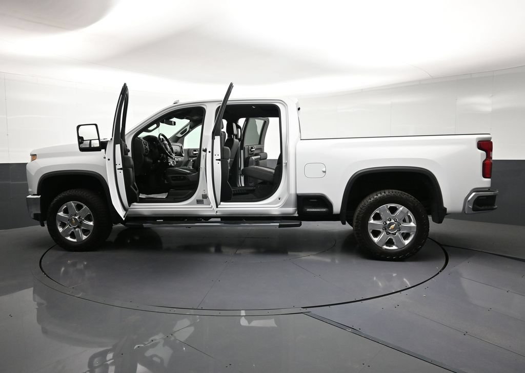 Used 2022 Chevrolet Silverado 2500 LTZ w/ LTZ Plus Package AWD/4WD image 33