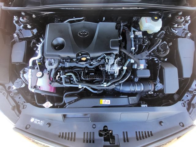 Used 2020 Toyota Camry XLE w/ Sunroof Package FWD image 11