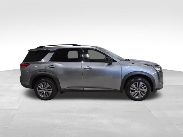 Used 2026 Nissan Pathfinder SV AWD/4WD image 12