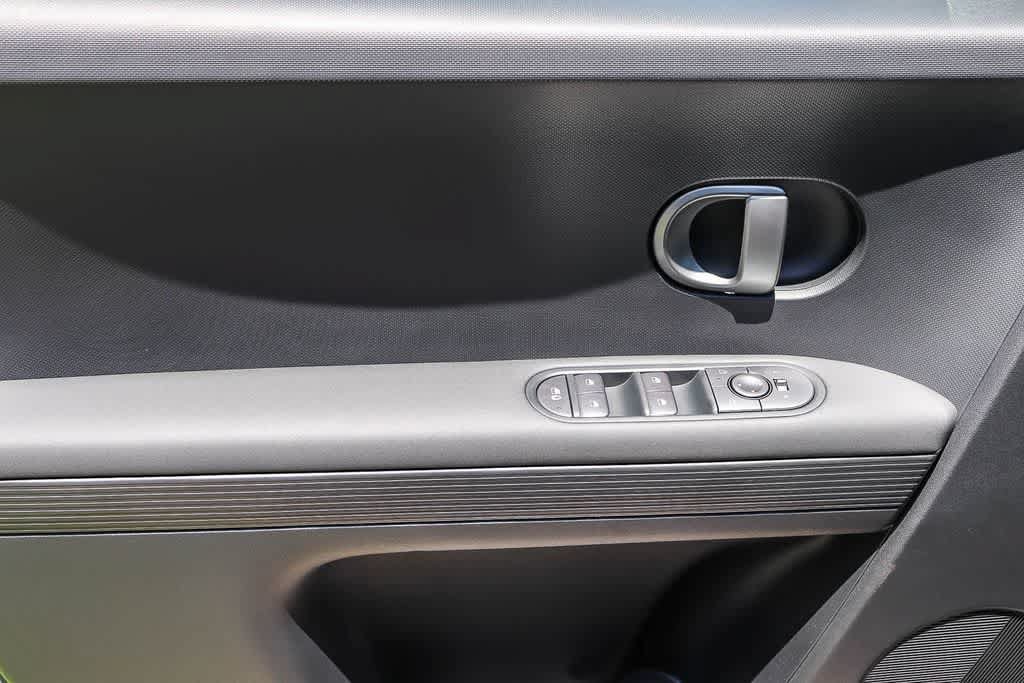 New 2026 Hyundai Ioniq 5 SE RWD image 21