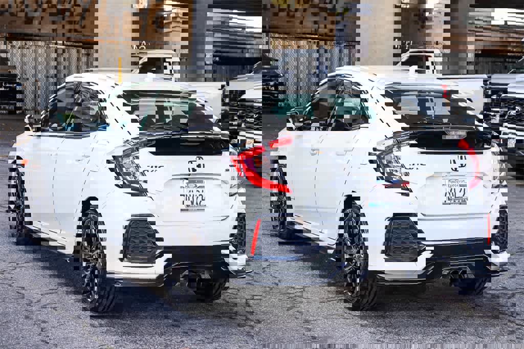 Used 2017 Honda Civic Sport image 6