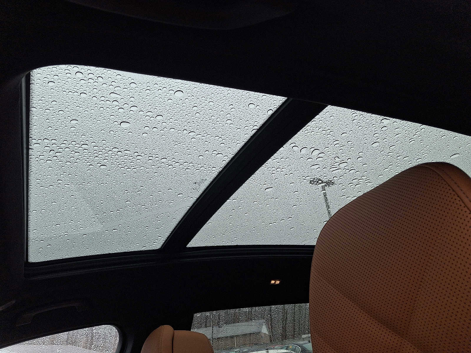 Used 2023 BMW X7 xDrive40i w/ M Sport Package image 16