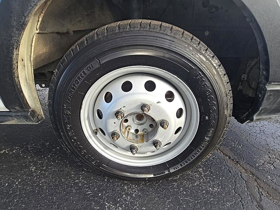 Used 2022 Ford Transit 350 DRW image 31