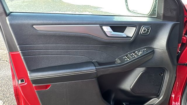 Certified 2023 Ford Escape Active w/ Tech Pack #2 image 9