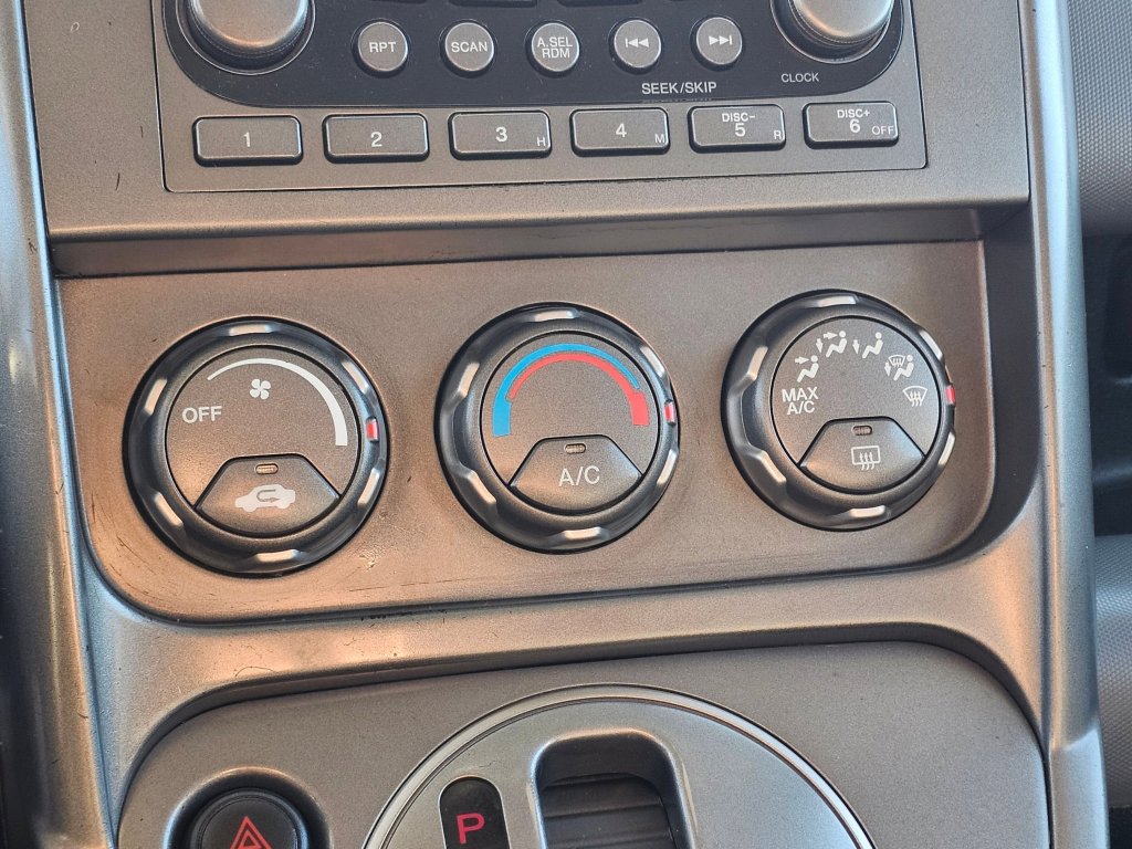 Used 2004 Honda Element EX image 7