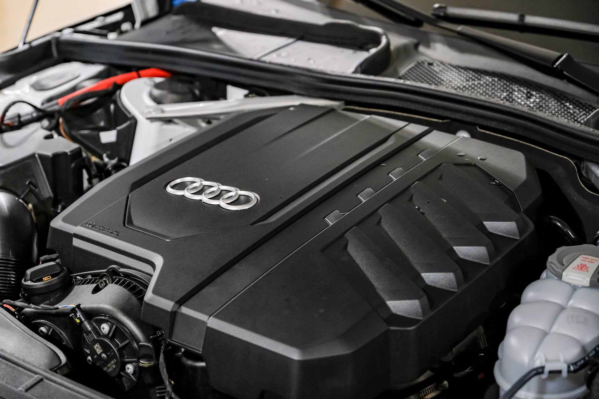 Used 2024 Audi A4 2.0T Premium Plus w/ Premium Plus Package image 56