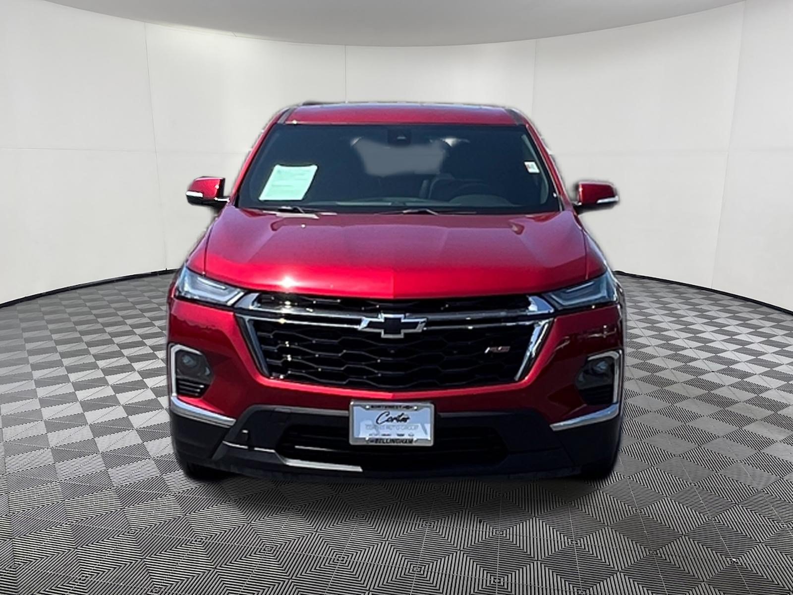 Used 2024 Chevrolet Traverse RS AWD/4WD image 2