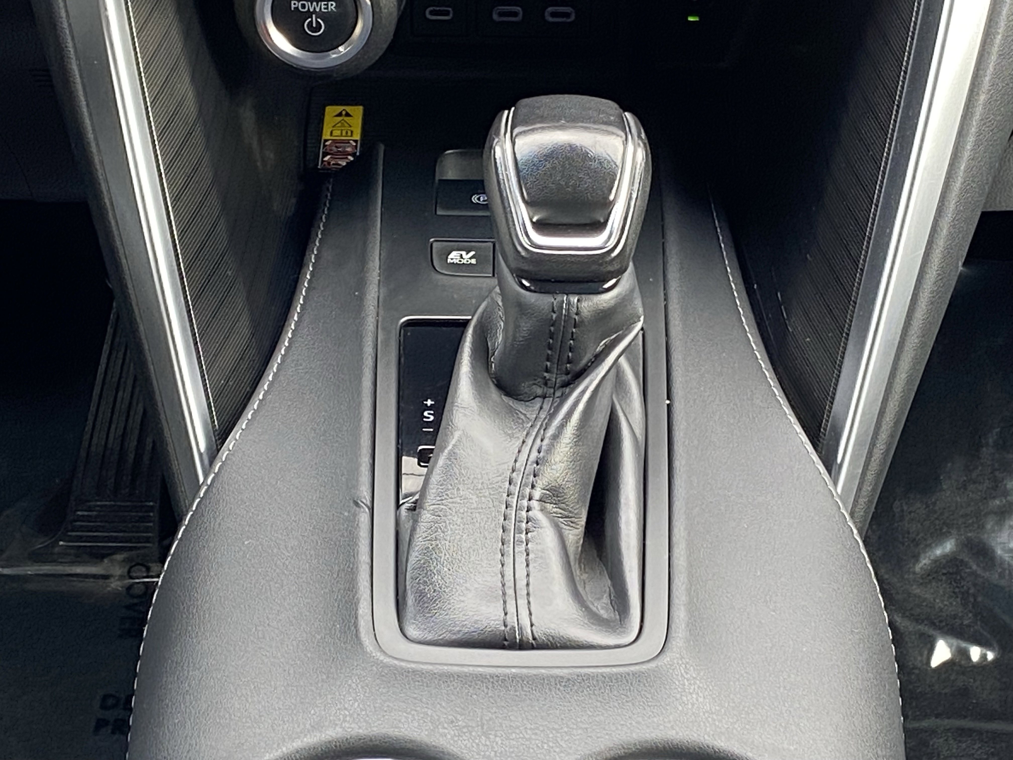 Certified 2024 Toyota Venza Nightshade image 15