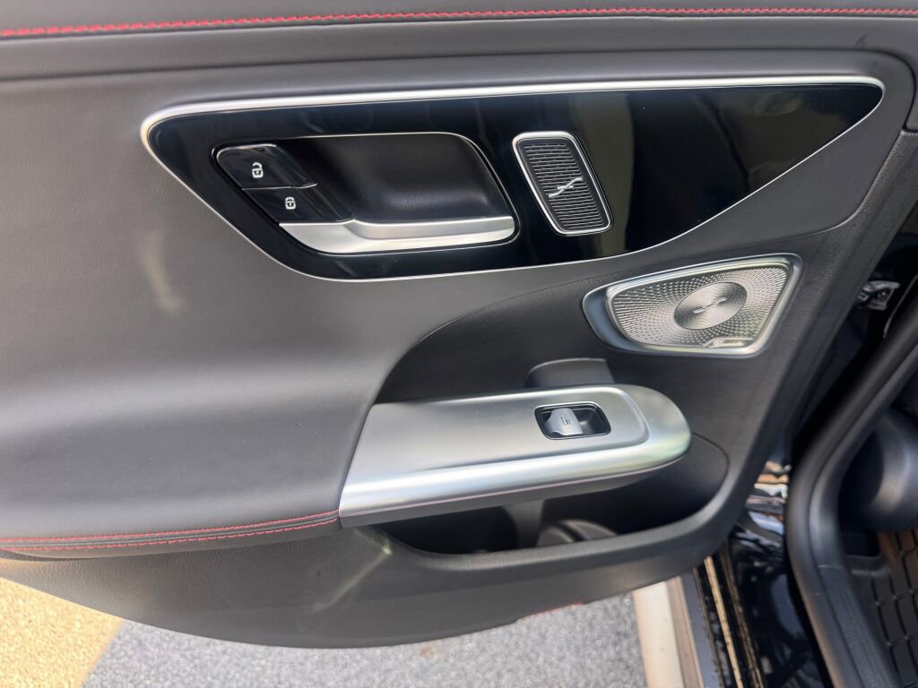 Used 2025 Mercedes-Benz C 63 AMG S image 16