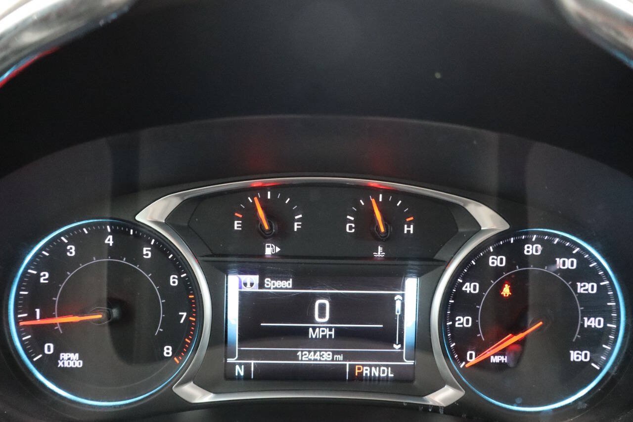 Used 2018 Chevrolet Malibu Premier w/ Premier Sun and Wheel Package FWD image 15