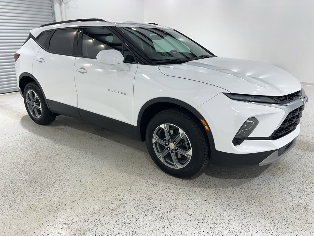 Used 2024 Chevrolet Blazer LT w/ Convenience Package image 7