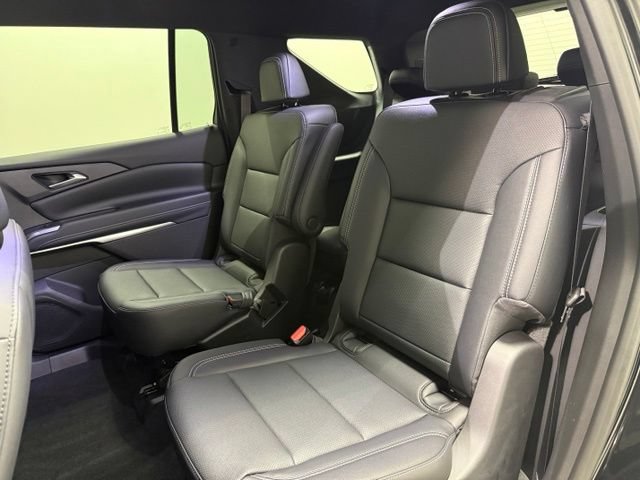 New 2026 Chevrolet Traverse LT w/ Midnight/Sport Edition FWD image 28