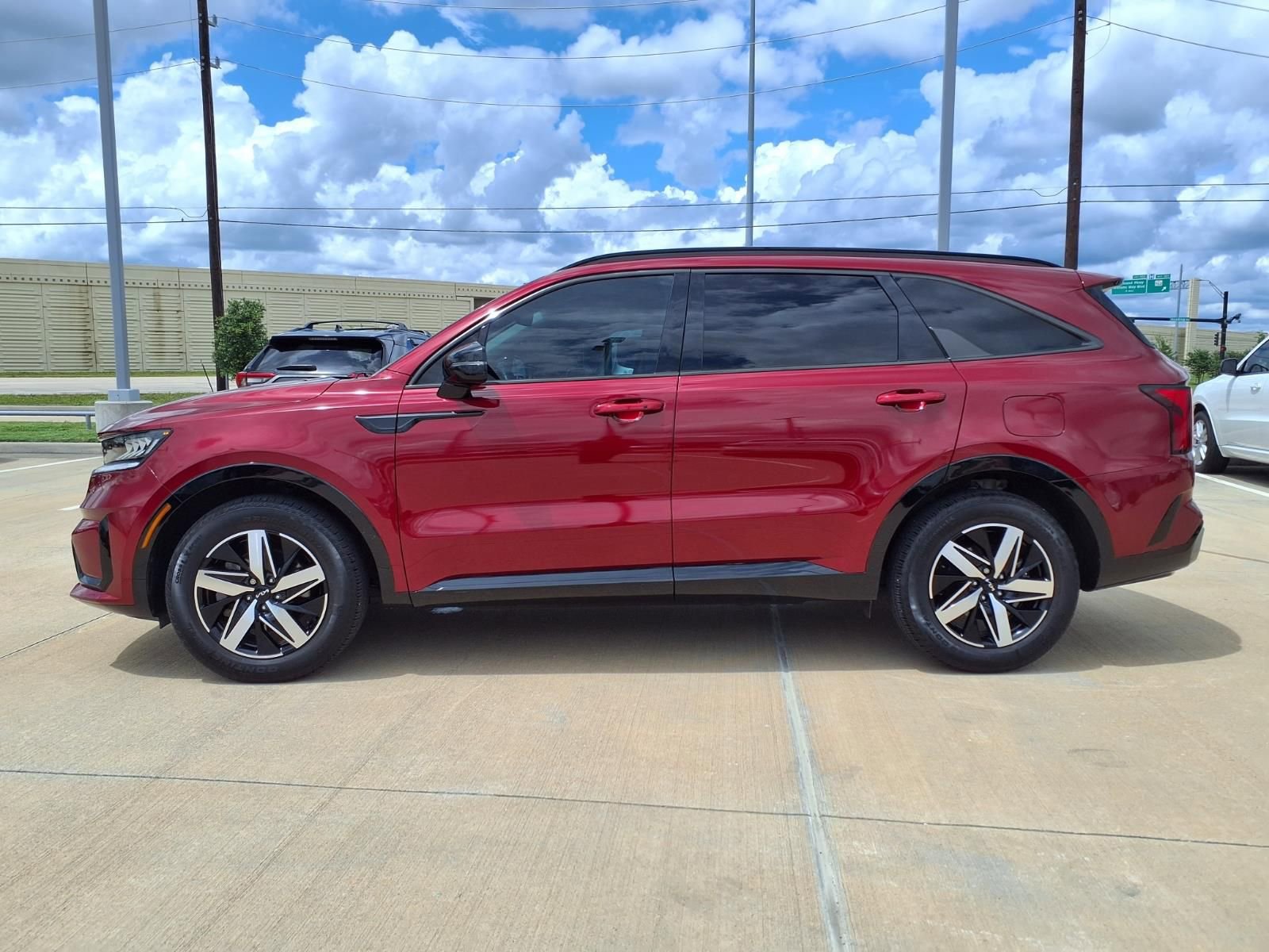Used 2023 Kia Sorento EX FWD image 5