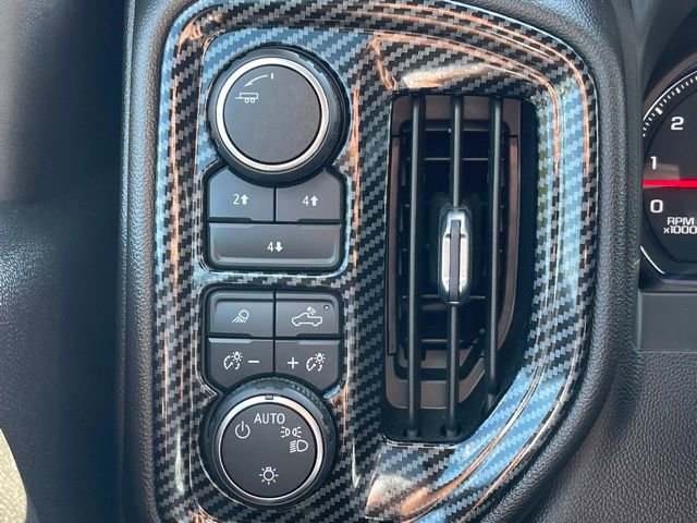 Used 2024 Chevrolet Silverado 2500 Custom w/ Custom Value Package image 13
