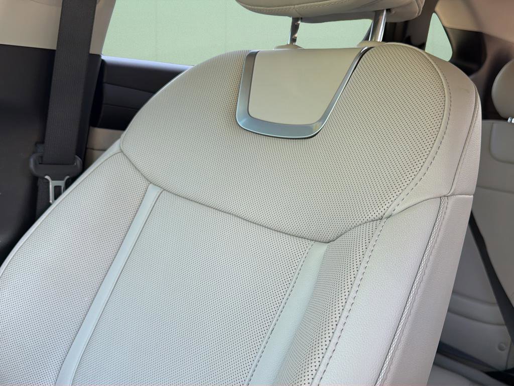 Certified 2025 Hyundai Tucson Limited FWD image 47