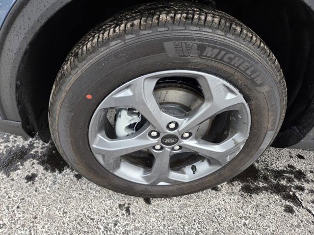 New 2026 Ford Escape ST-Line w/ Cold Weather Package AWD/4WD image 31
