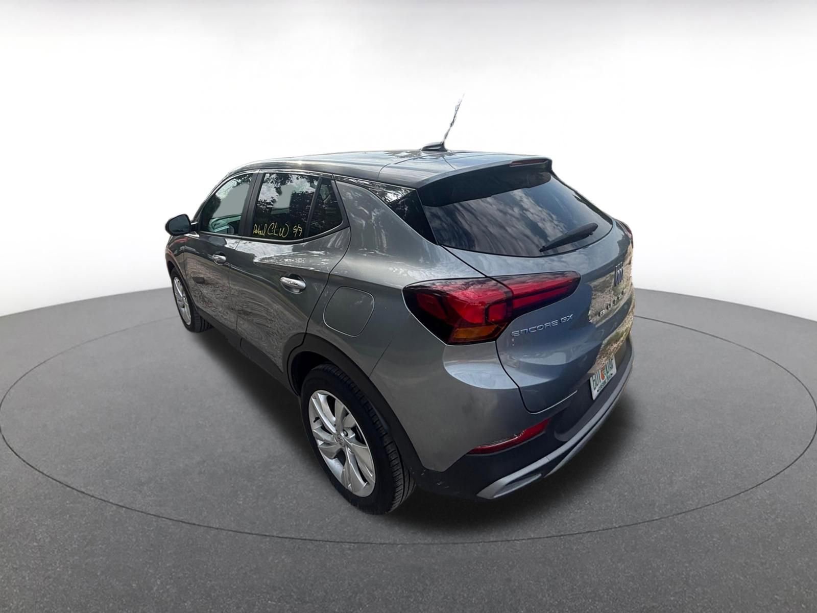 Used 2025 Buick Encore GX Preferred FWD image 7
