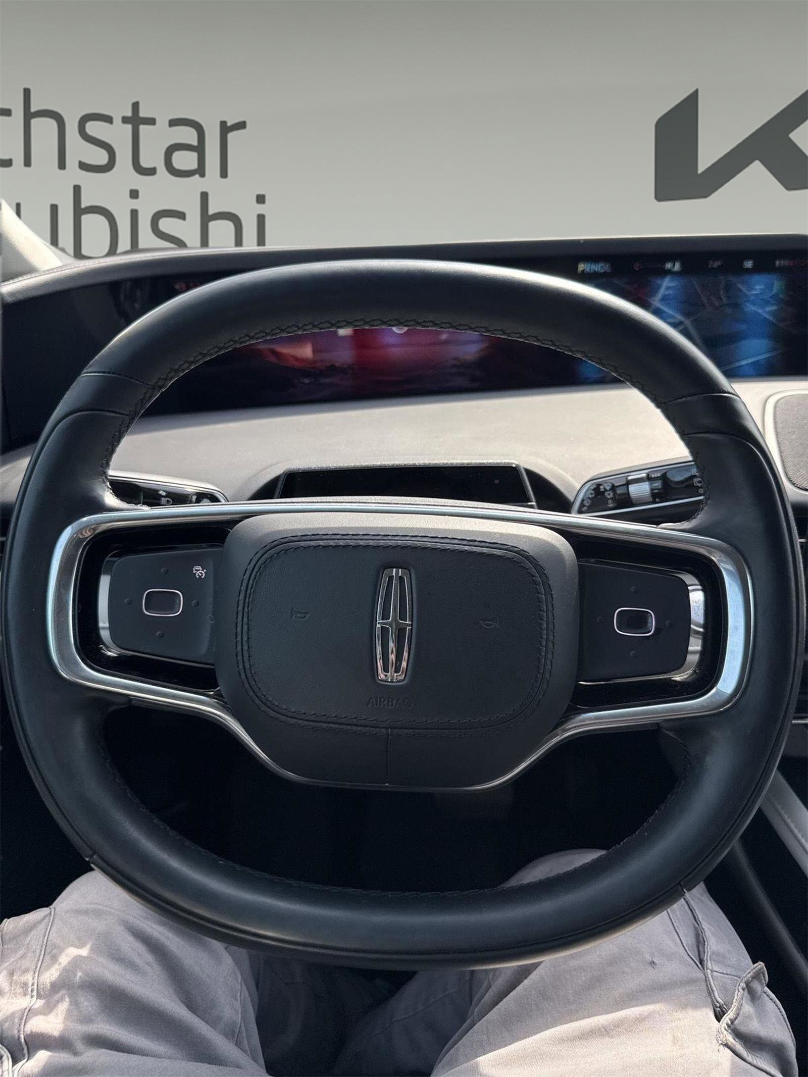 Used 2024 Lincoln Nautilus Premier image 19