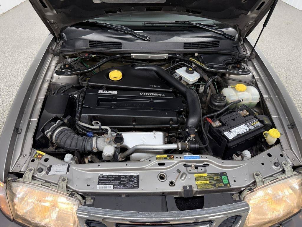 Used 2002 Saab 9-3 Viggen FWD image 36