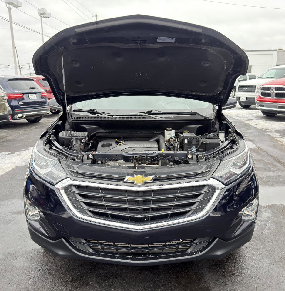 Used 2021 Chevrolet Equinox LT w/ Driver Convenience Package AWD/4WD image 16