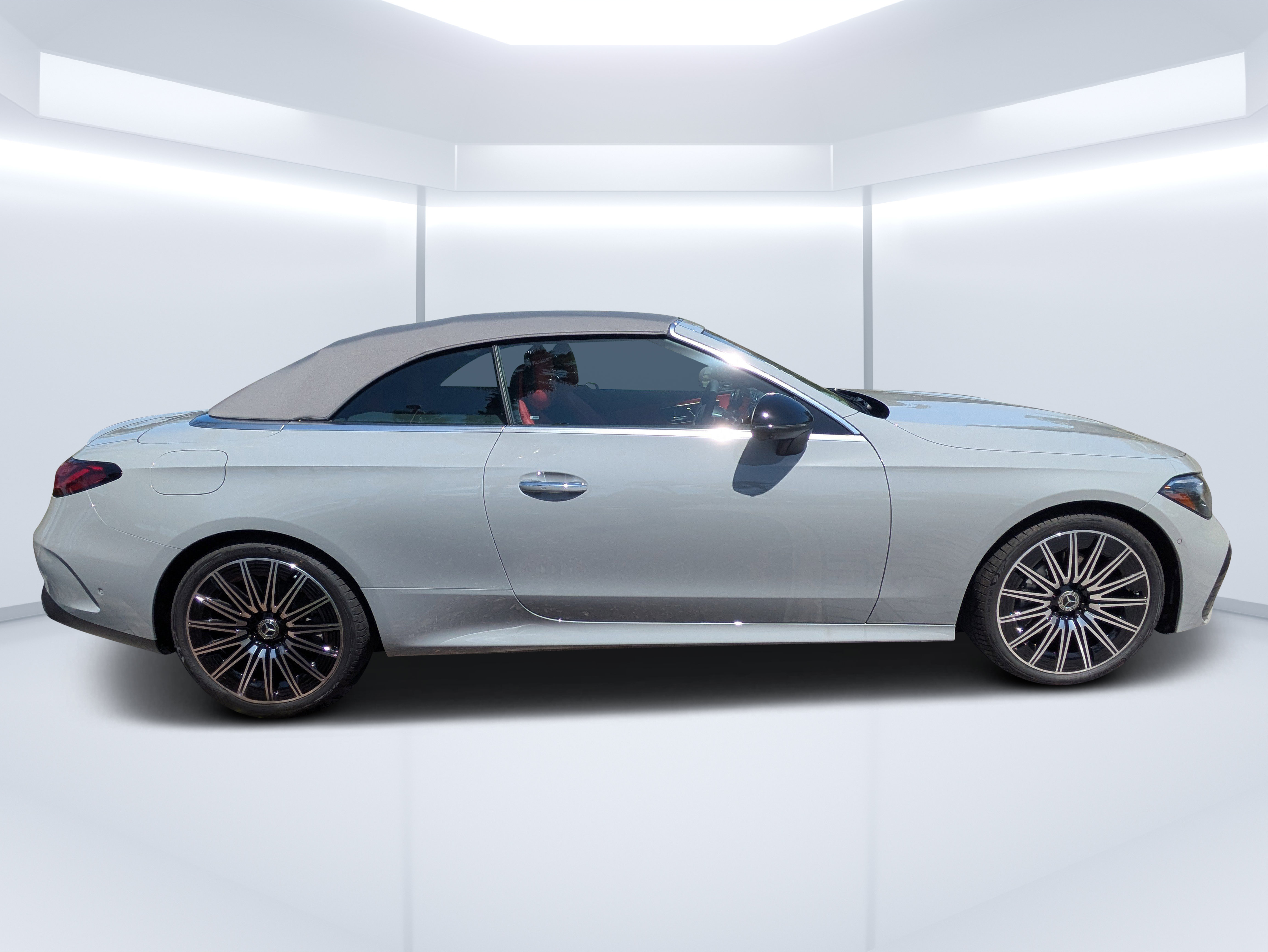 New 2026 Mercedes-Benz CLE 300 4MATIC Cabriolet image 2