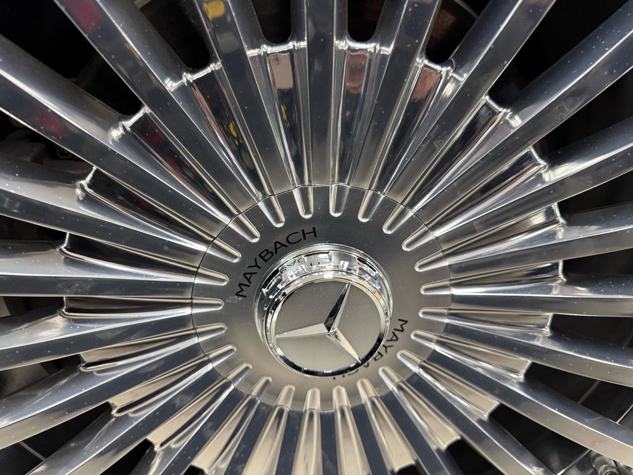 Used 2021 Mercedes-Benz GLS 450 4MATIC image 28