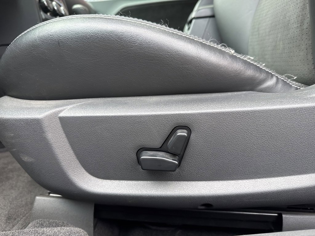 Used 2008 Dodge Challenger SRT8 image 26