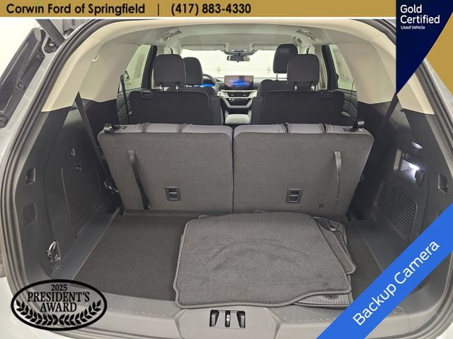 Certified 2026 Ford Explorer Active AWD/4WD image 16