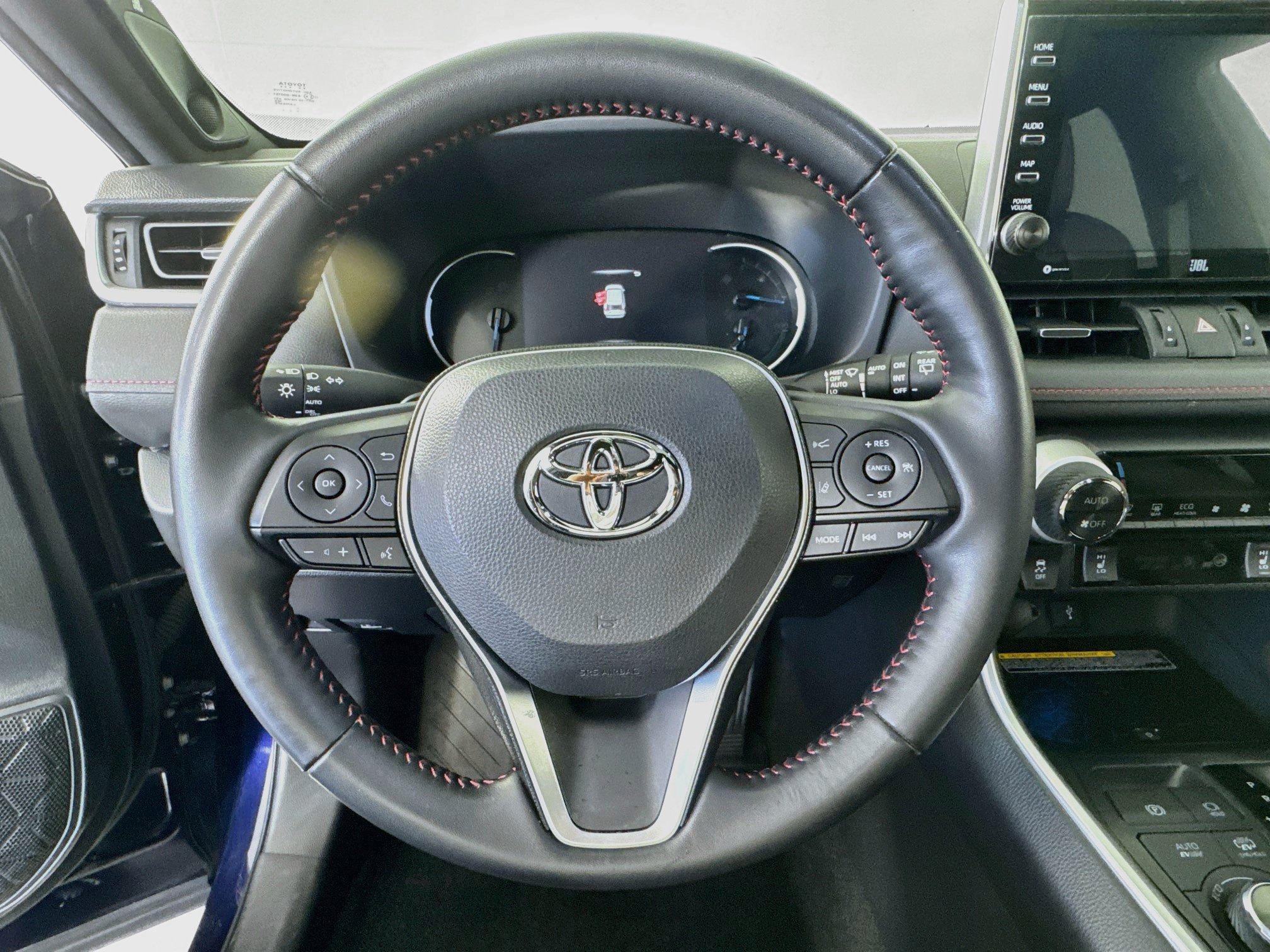 Certified 2021 Toyota RAV4 XSE w/ Weather Package AWD/4WD image 11