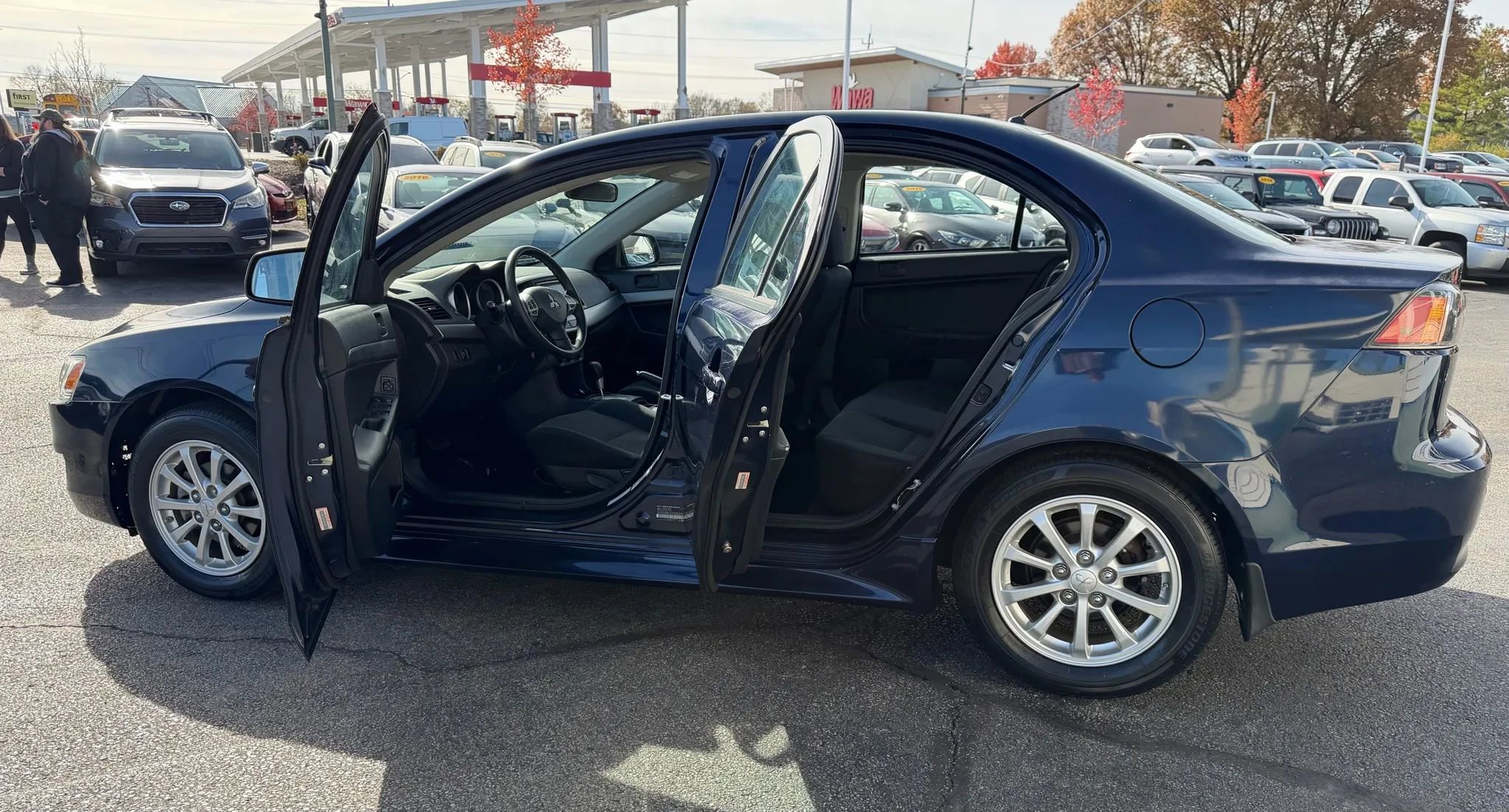 Used 2014 Mitsubishi Lancer ES image 17