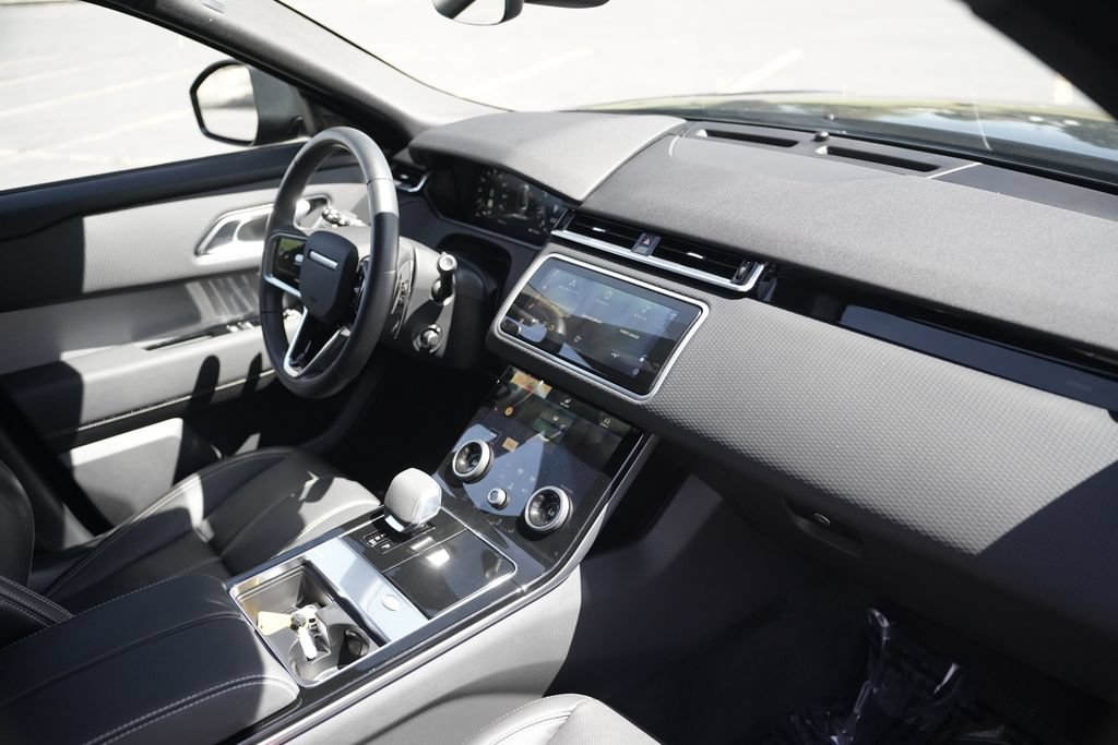 Used 2023 Land Rover Range Rover Velar R-Dynamic S AWD/4WD image 15