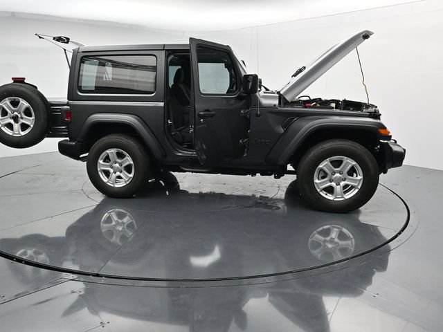 Used 2023 Jeep Wrangler Sport AWD/4WD image 45