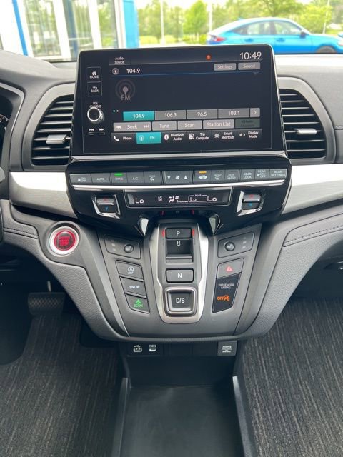 Used 2025 Honda Odyssey EX-L image 16