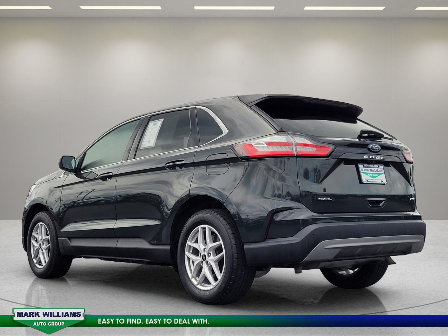 Used 2023 Ford Edge SEL w/ Convenience Package AWD/4WD image 6