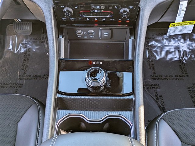 New 2025 Jeep Grand Cherokee Altitude image 20