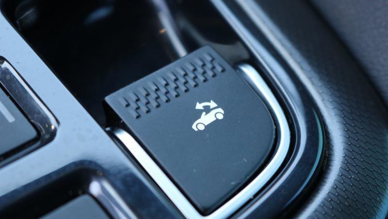 Used 2015 Jaguar F-TYPE S RWD image 26