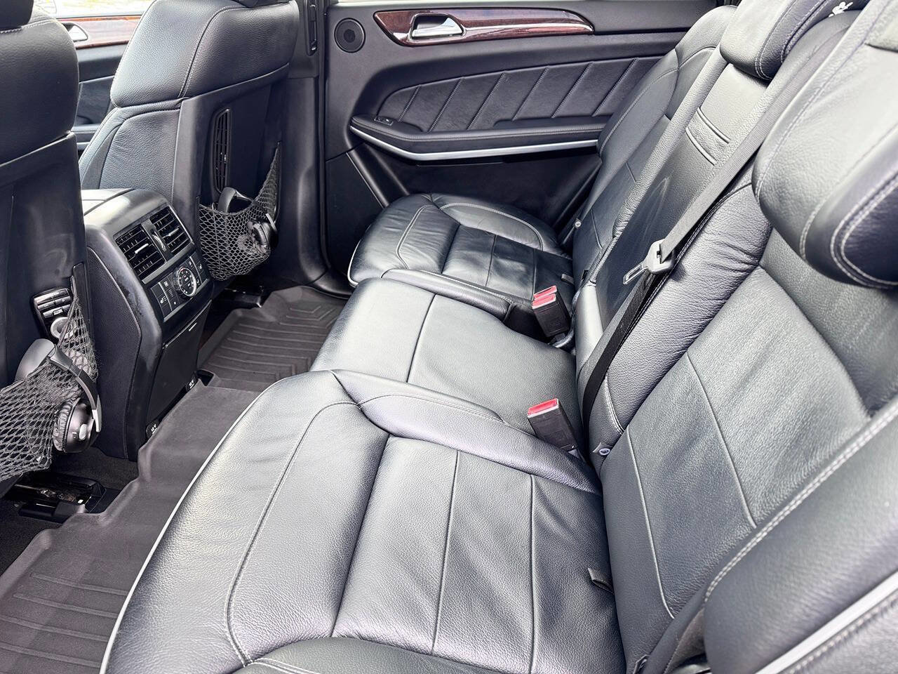 Used 2013 Mercedes-Benz GL 550 4MATIC image 6