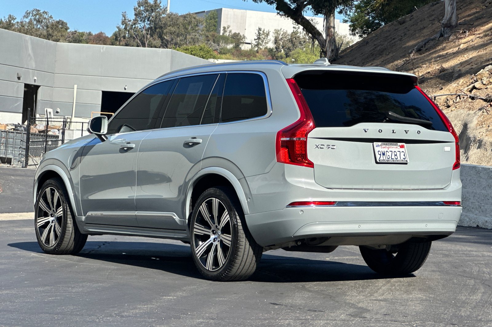 Certified 2024 Volvo XC90 T8 Plus w/ Protection Package Premier AWD/4WD image 7