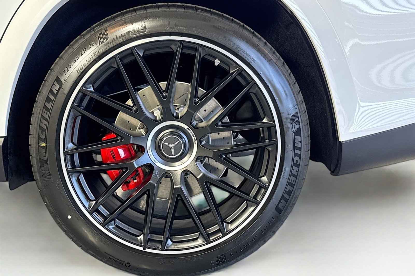 New 2026 Mercedes-Benz GLS 63 AMG 4MATIC image 30