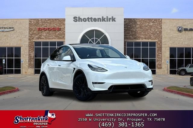 Used 2023 Tesla Model Y Long Range AWD/4WD image 1