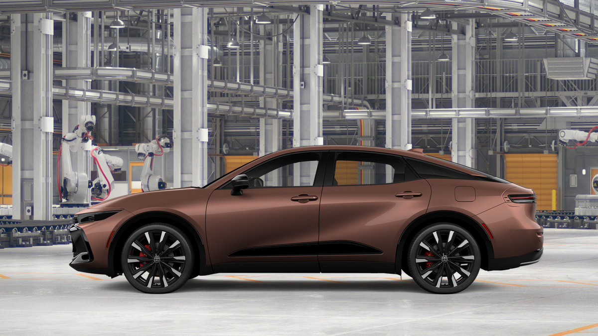 New 2027 Toyota Crown Platinum AWD/4WD image 4