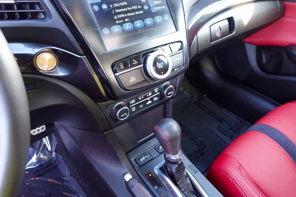 Used 2019 Acura ILX image 25