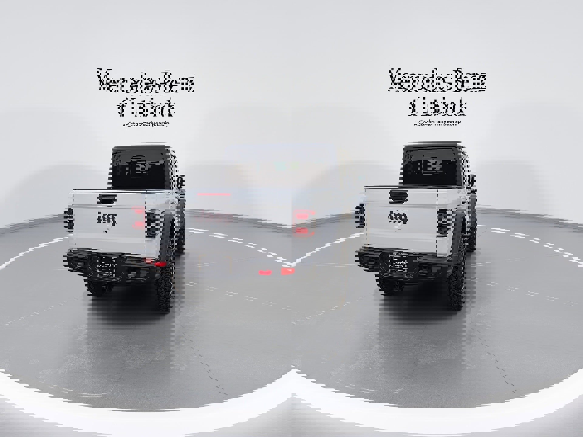 Used 2024 Jeep Gladiator Rubicon w/ Technology Group image 8