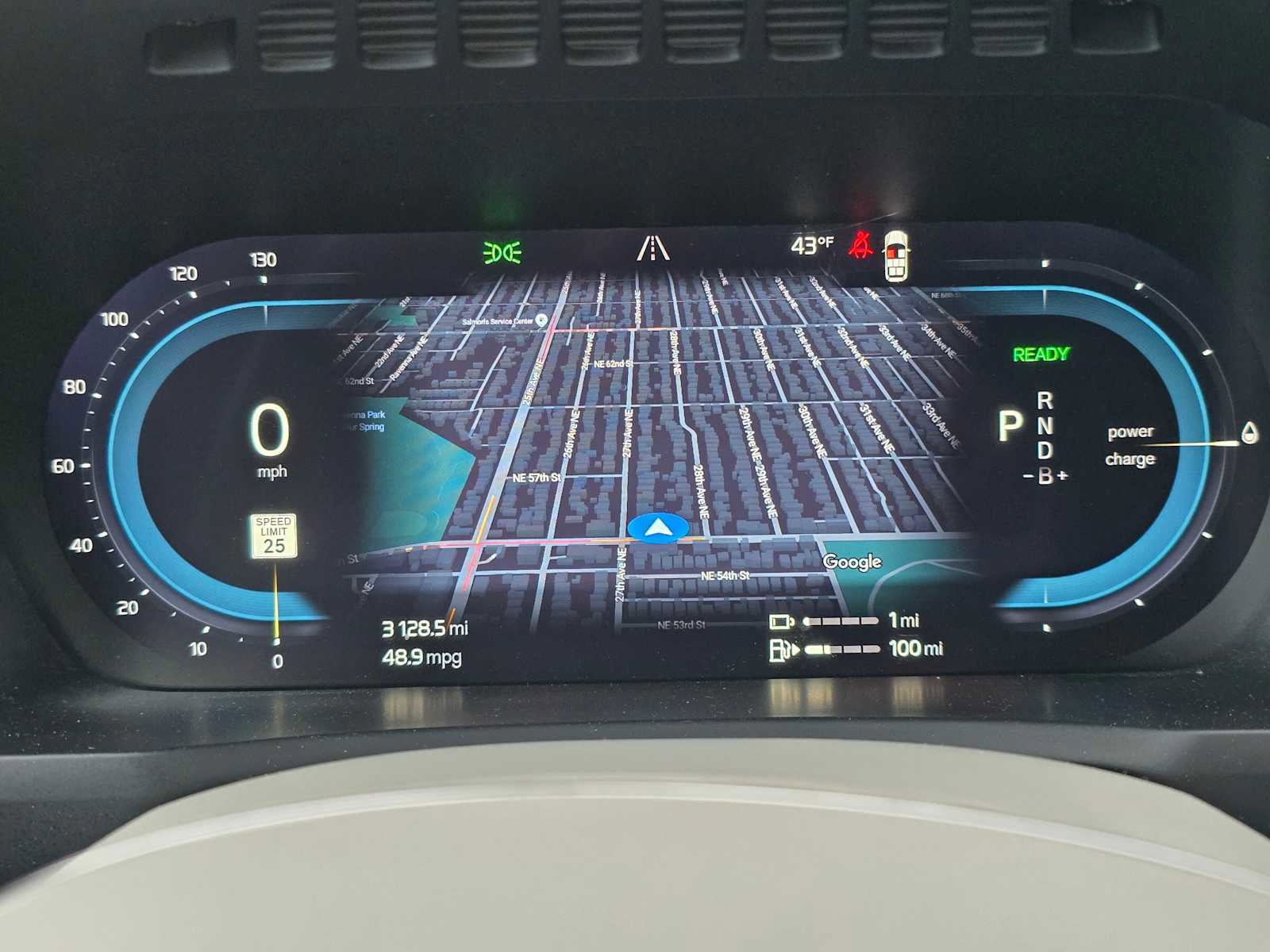 Certified 2023 Volvo XC90 T8 Plus w/ Protection Package Premier image 22