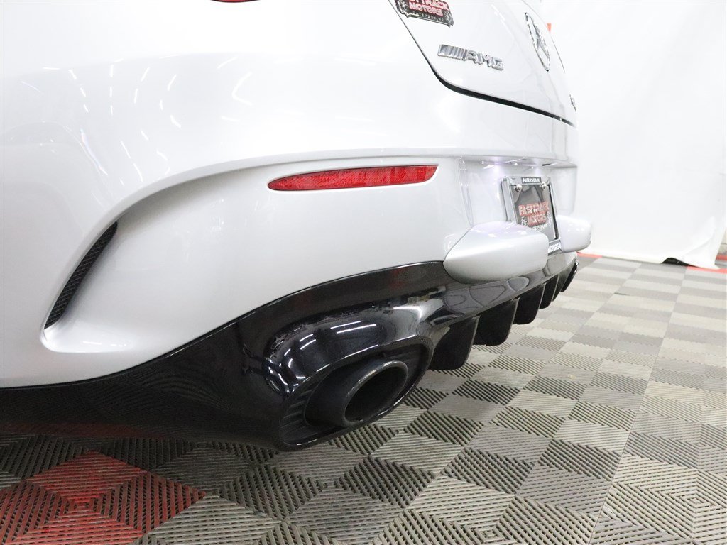 Used 2022 Mercedes-Benz CLA 35 AMG 4MATIC image 7