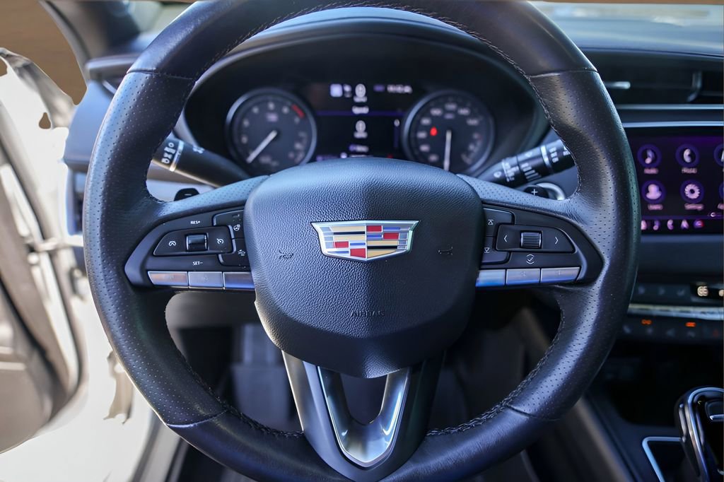 Used 2022 Cadillac XT4 Sport image 12