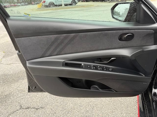 Used 2025 Hyundai Elantra N w/ Cargo Package FWD image 10