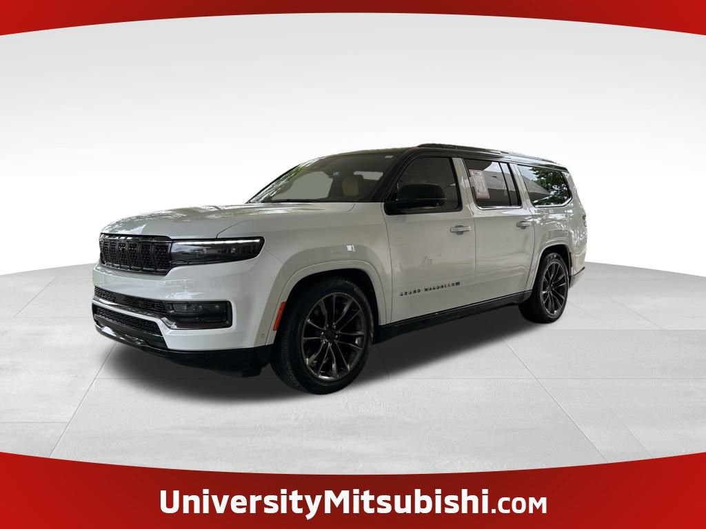 Used 2025 Jeep Grand Wagoneer L Series III w/ Rear Seat Video Group 1 image 1
