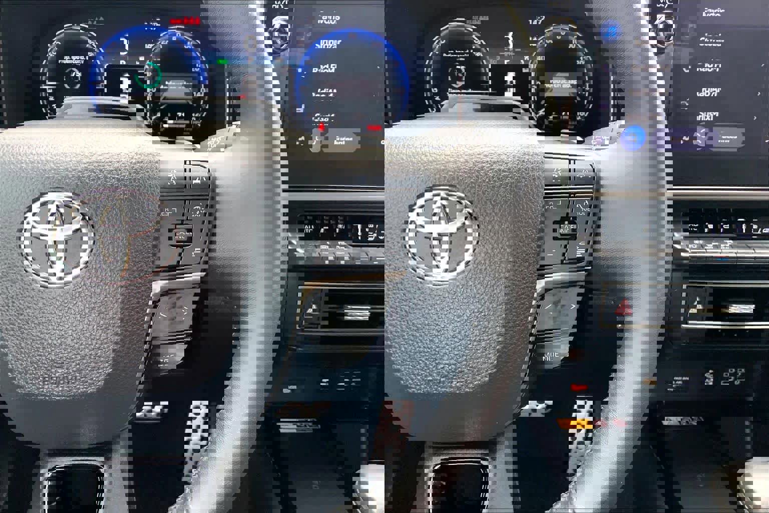 Used 2025 Toyota Camry XSE image 24