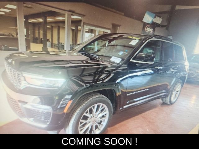 Used 2024 Jeep Grand Cherokee Summit w/ Adv Protech Group IV image 4